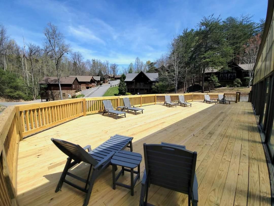Summer Special! Dollywood At 2 Min & Heated Pool 塞维尔维尔 外观 照片